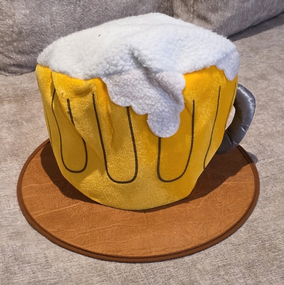 Oversize Frosty Beer Mug Adult Hat - Picture 1 of 7